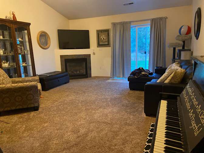 Monica Sanders's room