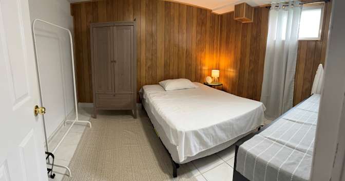 Lisa's room