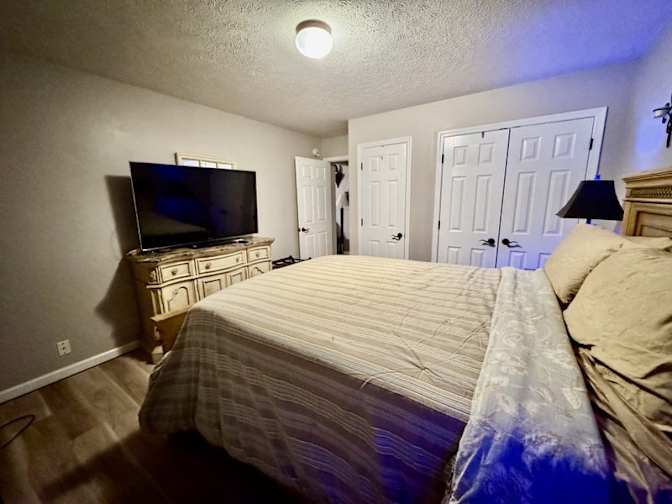 Dejuan's room