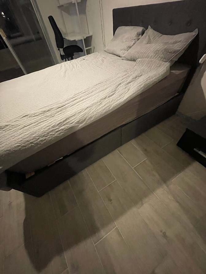 Jay's room