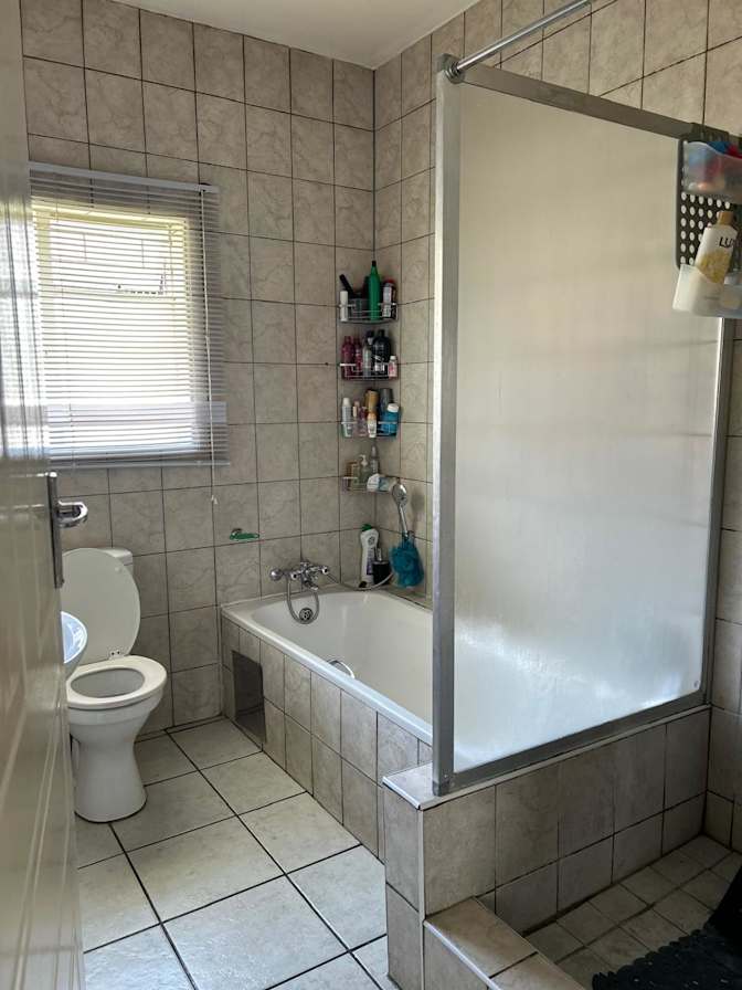 Andries's room
