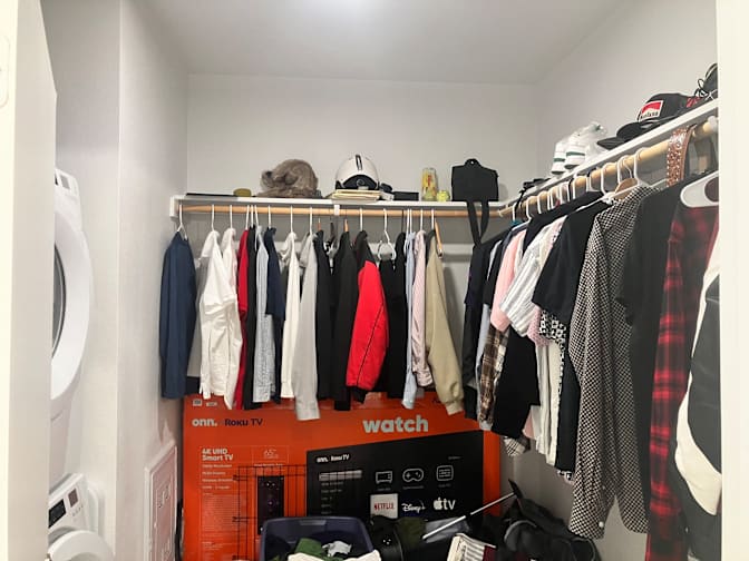 Thomas's room