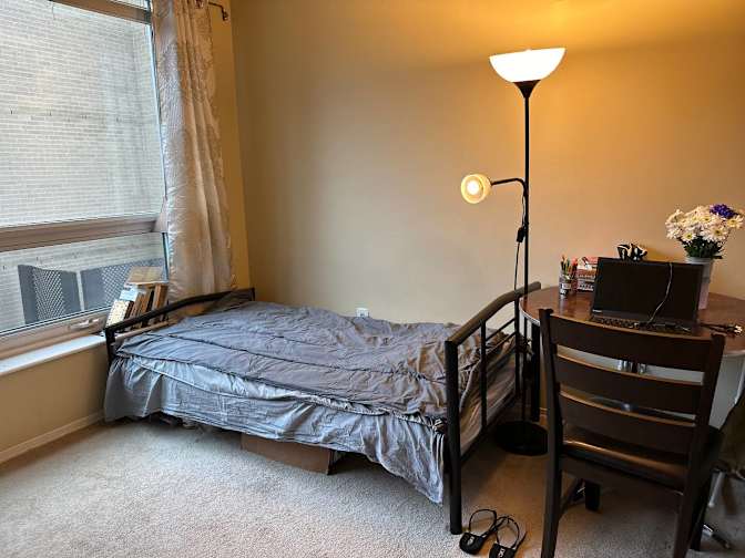Foojan's room
