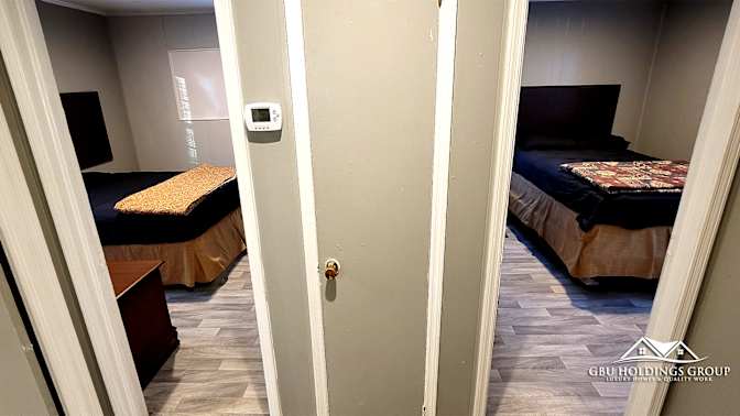 GBU Holdings Group's room