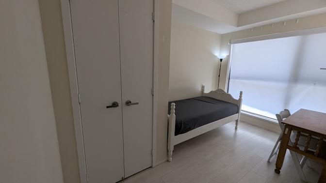 KGAL's room