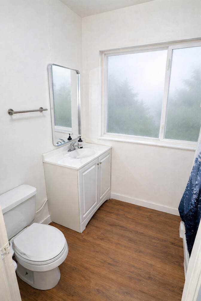 Denis's room