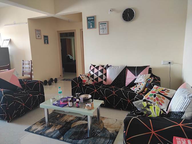 selva kumar's room