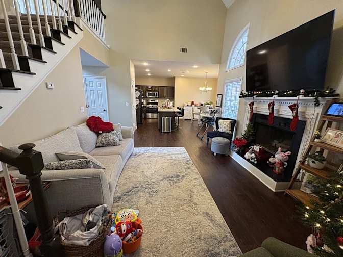 Alcove Rooms's room