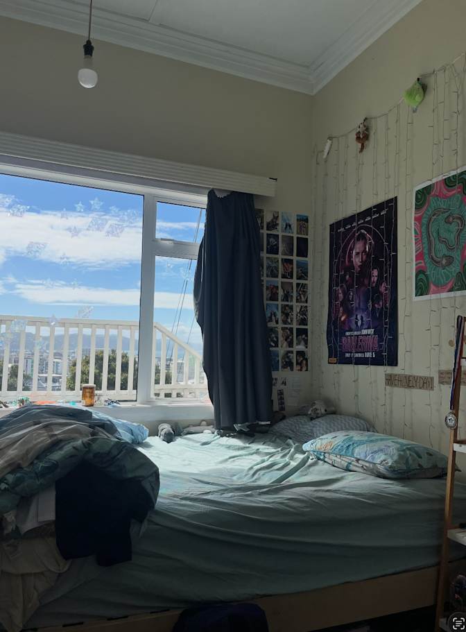 Raya's room