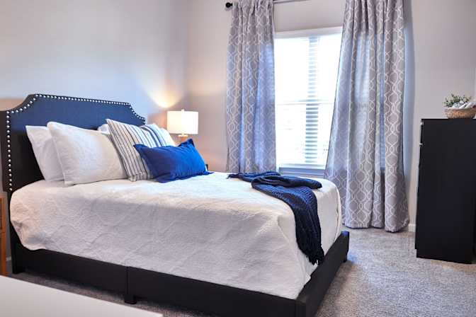 Kasondra McConnell's room