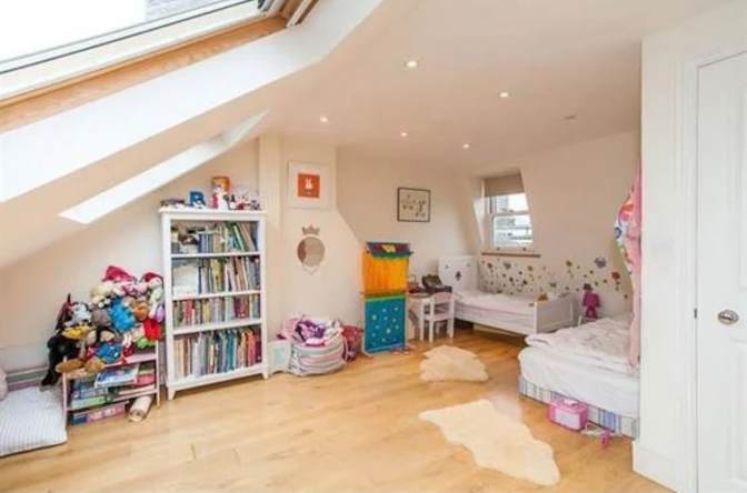Juliette's room