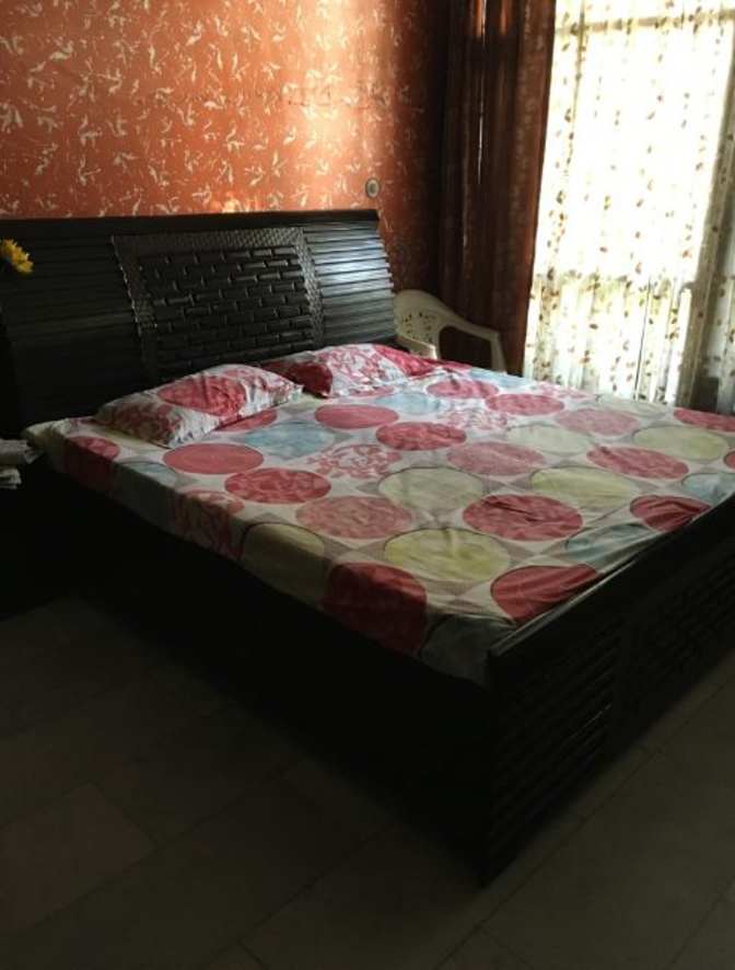 Rajnish's room