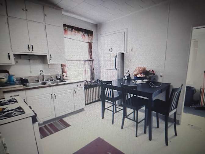 Lee's room