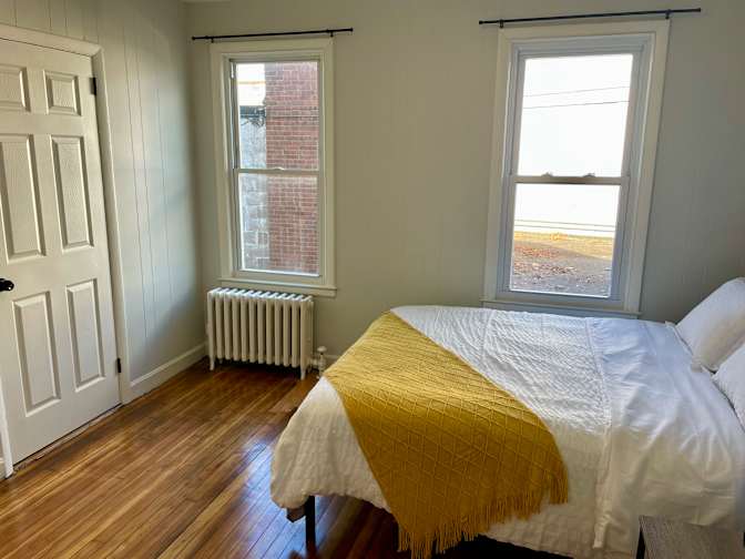 Zoe's room
