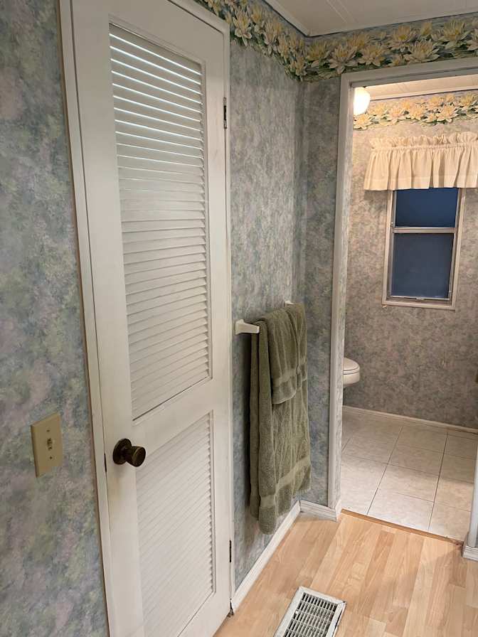 Aviva's room