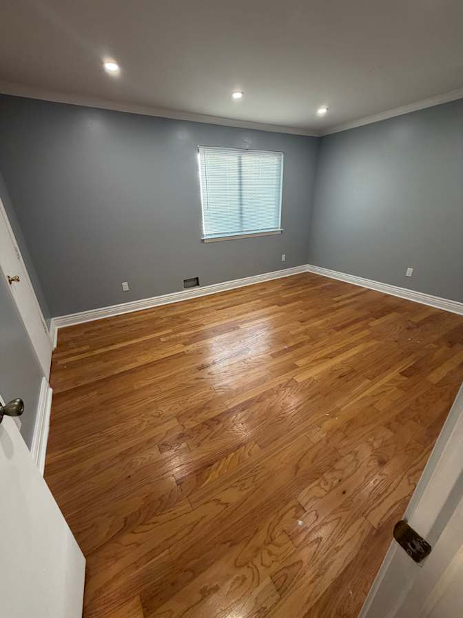 saqib's room