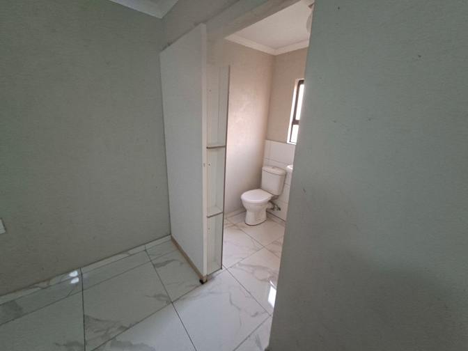 Nkosi Moya's room