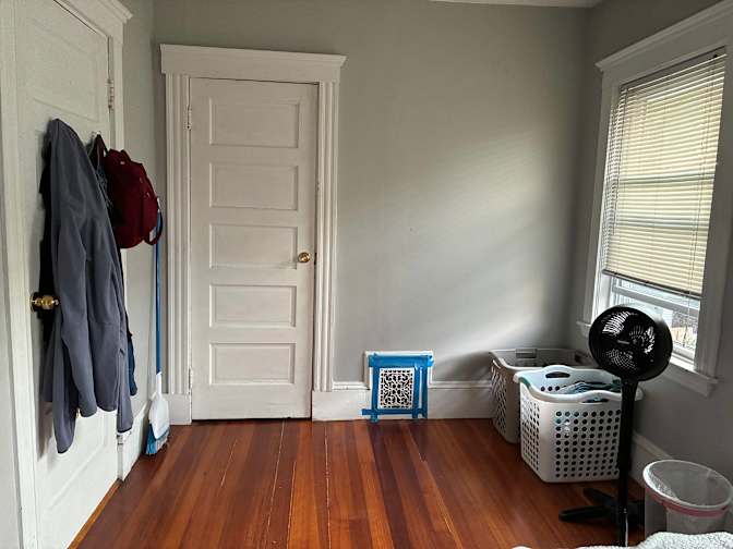 Naomi's room
