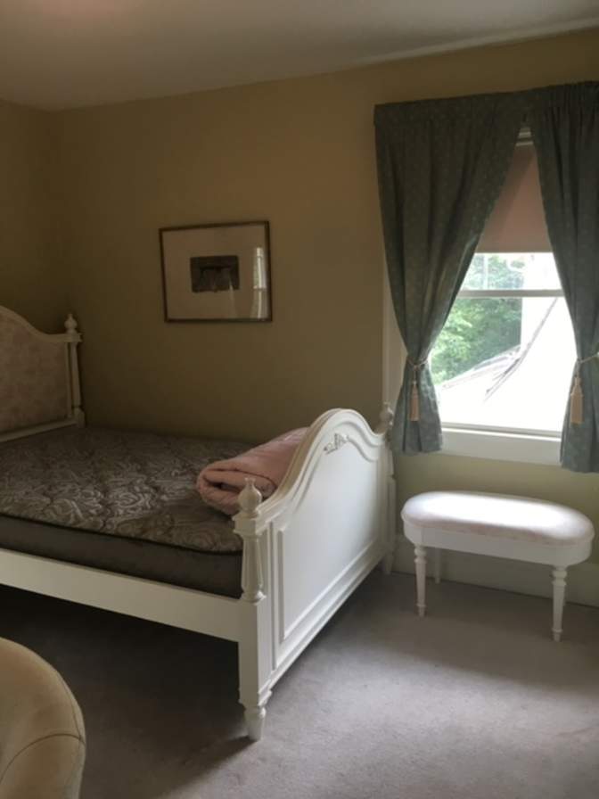 Elisa's room