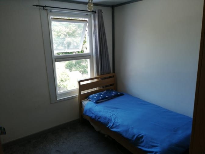 ALISHA ANGELA's room