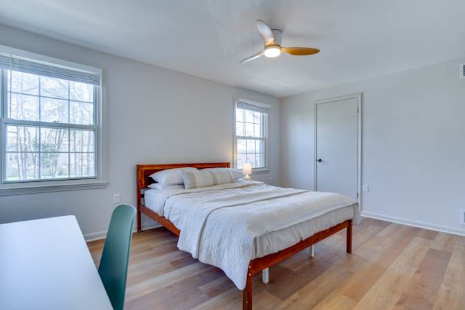 Stephanie's room