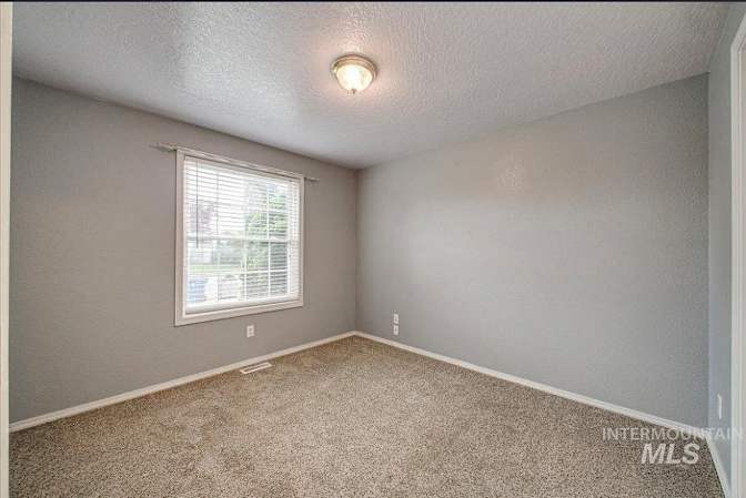 Isabella's room