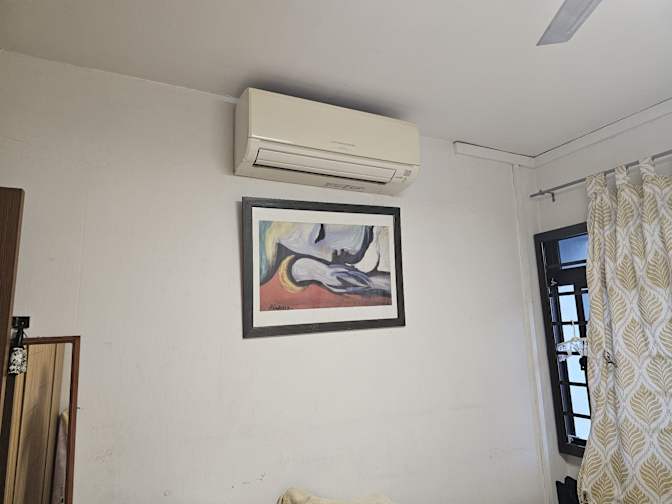 MICHAEL HTOO's room