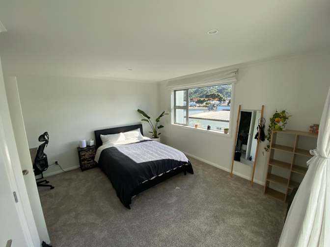 Jennifer's room