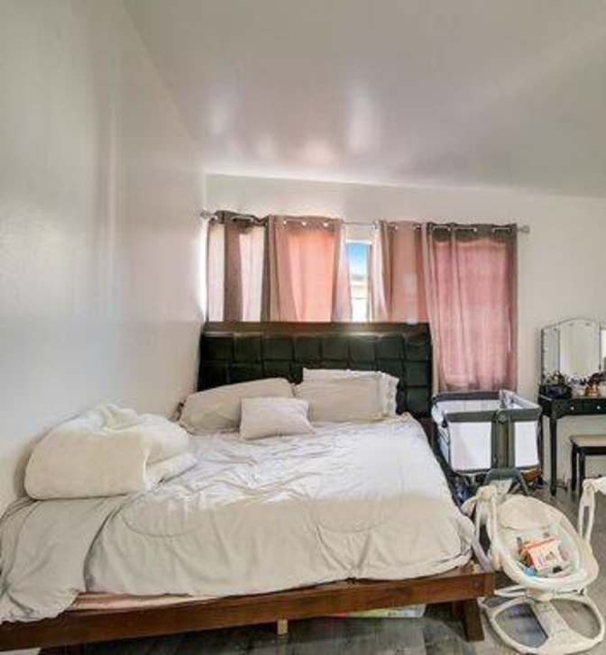 Full Furnished two Room and two Bath available Northridge's room