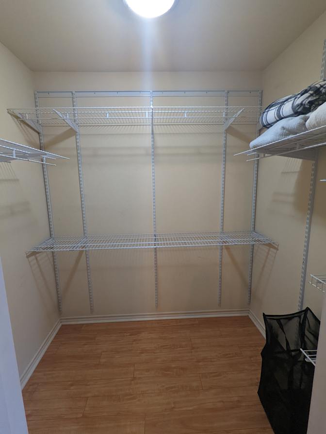 Scott's room