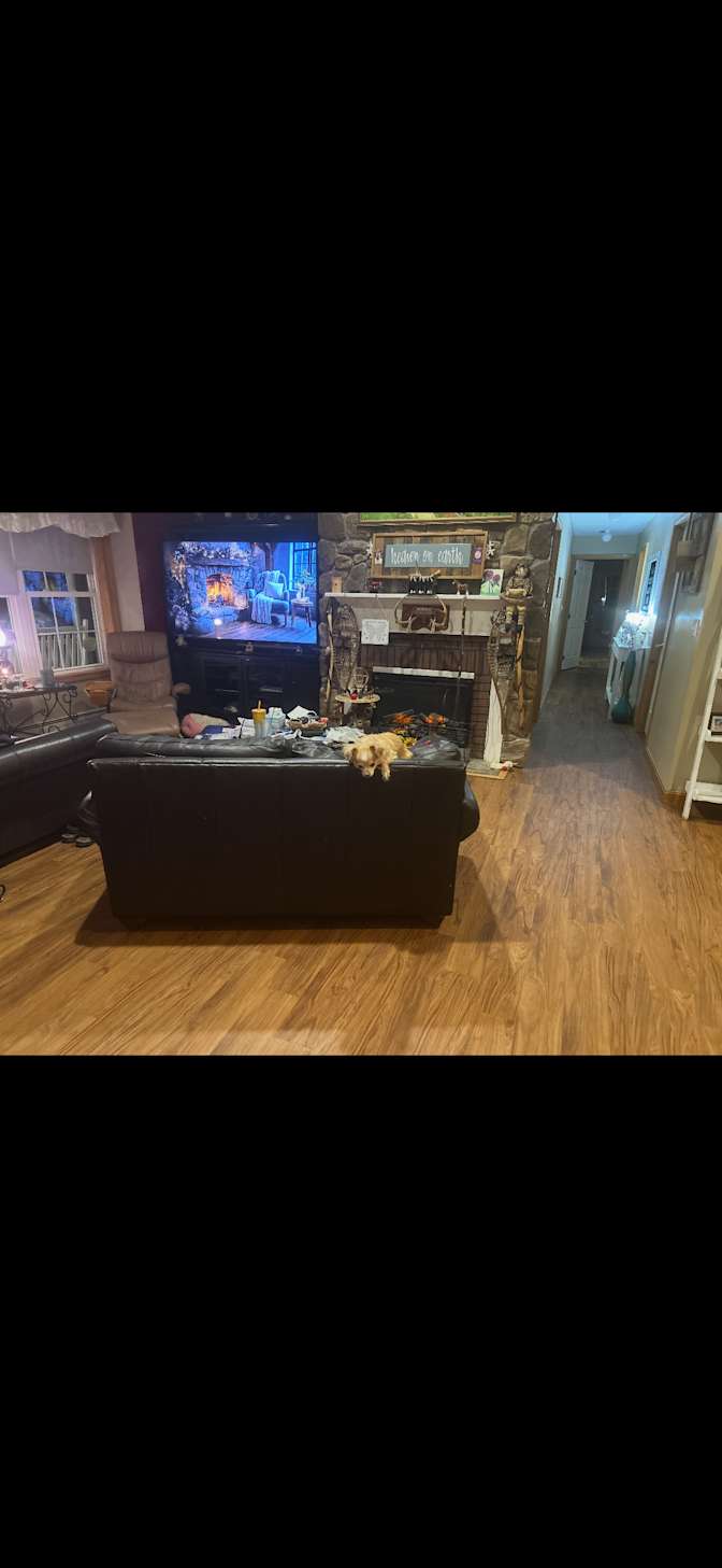 Debra Drouin's room