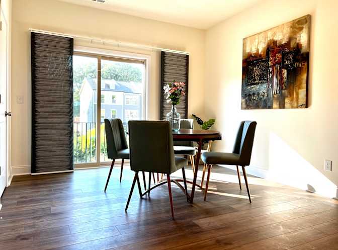 Alcove Rooms's room
