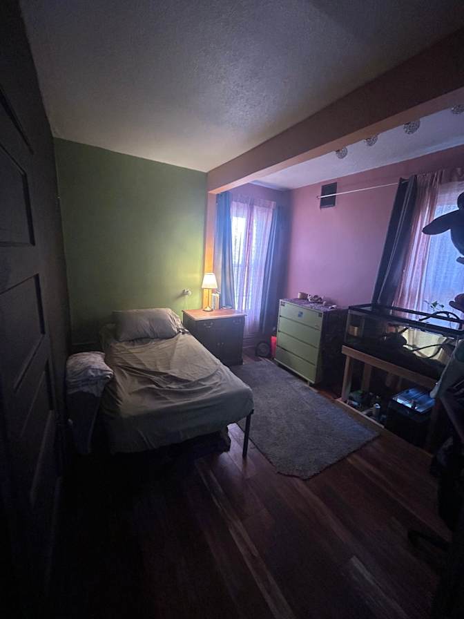 Xaxi's room