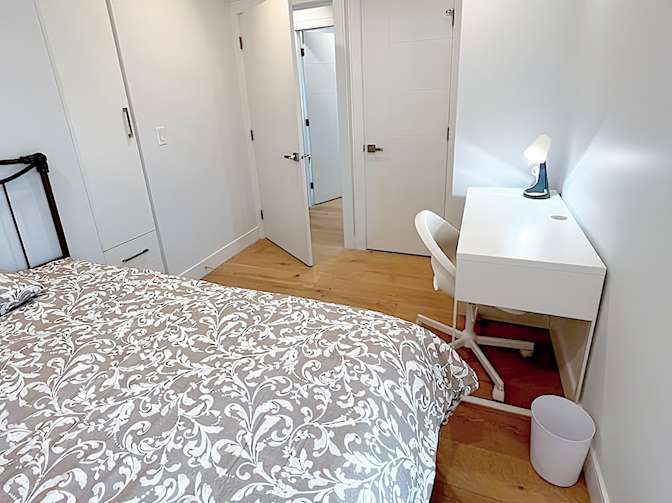 Shirin's room