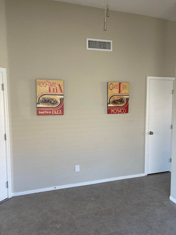 Eric Minks's room