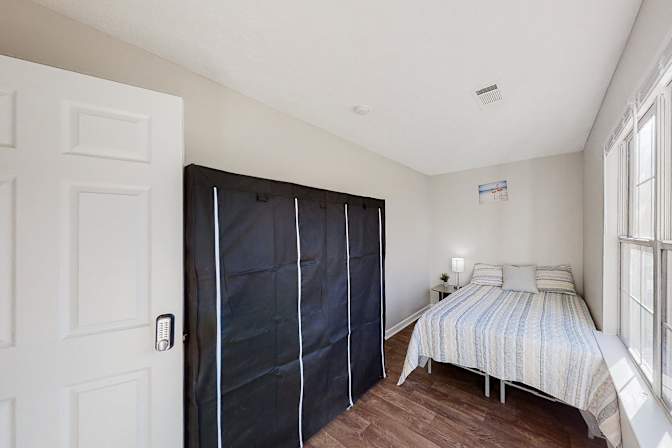 PadSplit's room