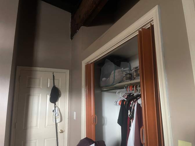 Gen's room