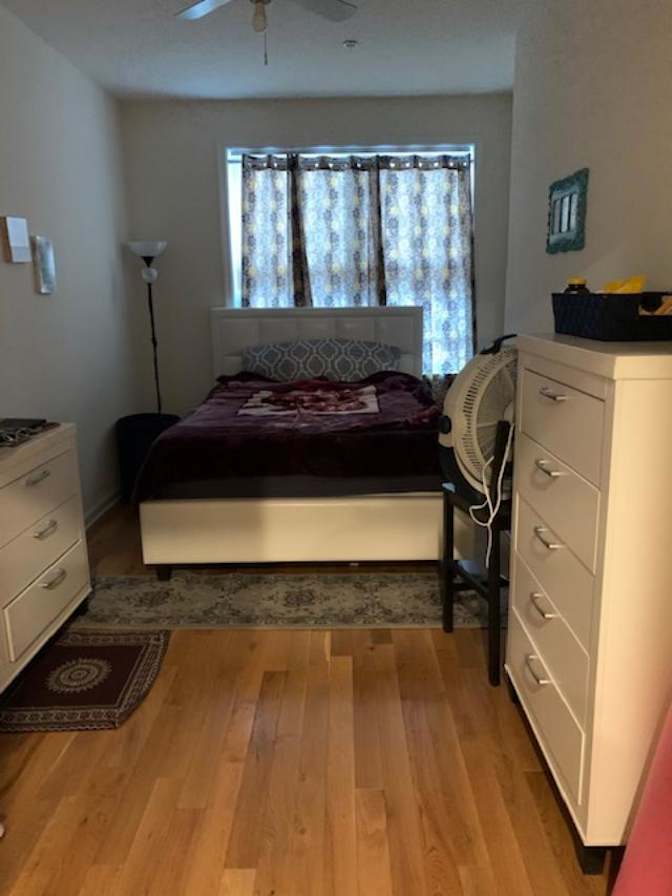 TOM's room