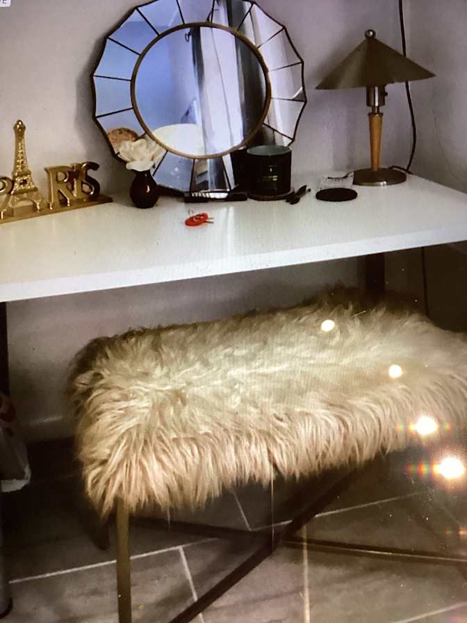 Kae's room