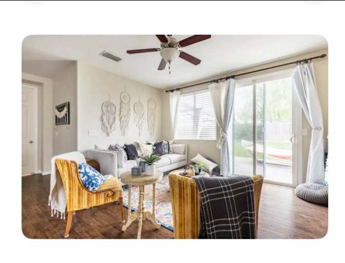 Cindy's room