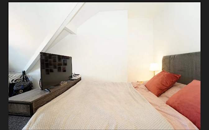 Anya's room