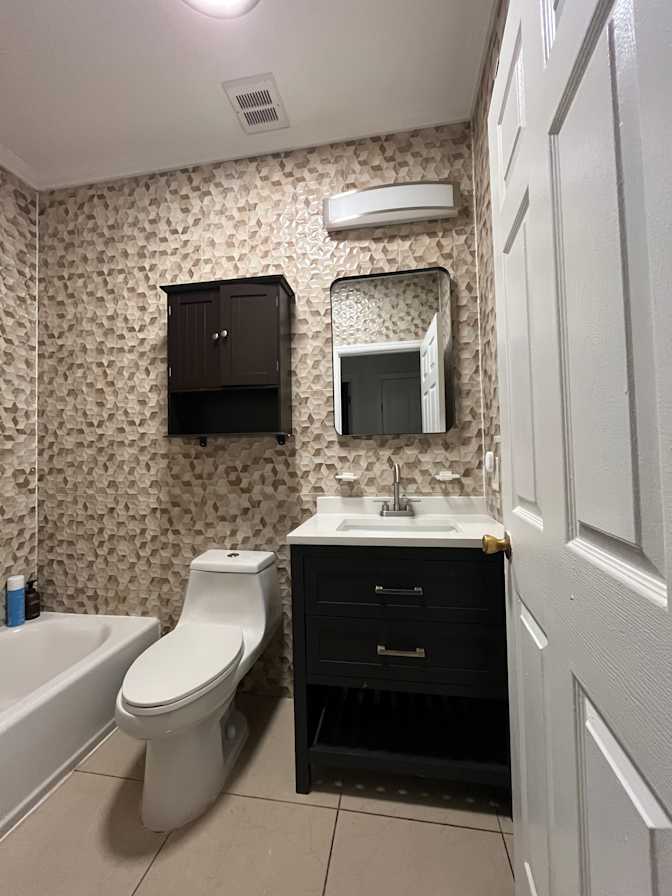 Christian Calmen's room