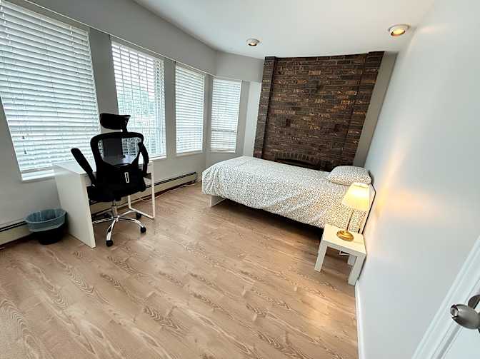 Shahram's room