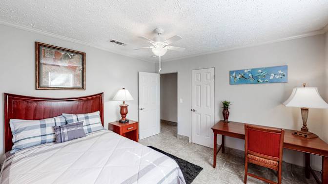 PadSplit's room