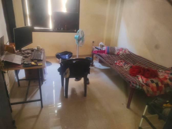 Divyanshu's room