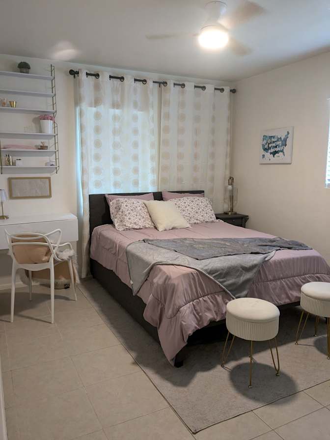 Jenn's room