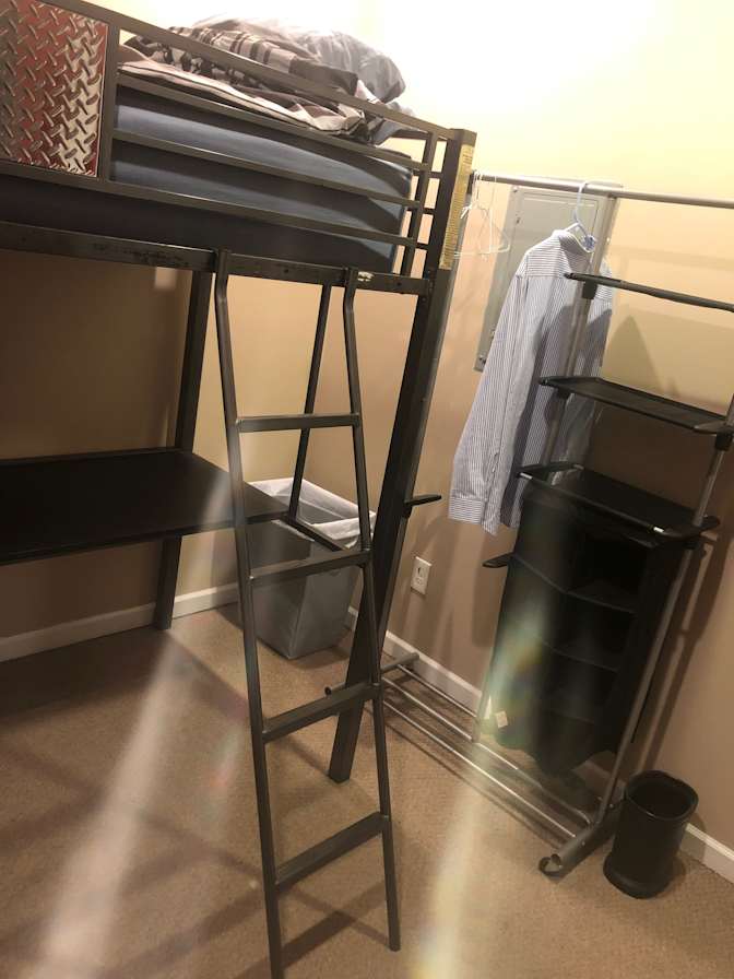 Thomas's room