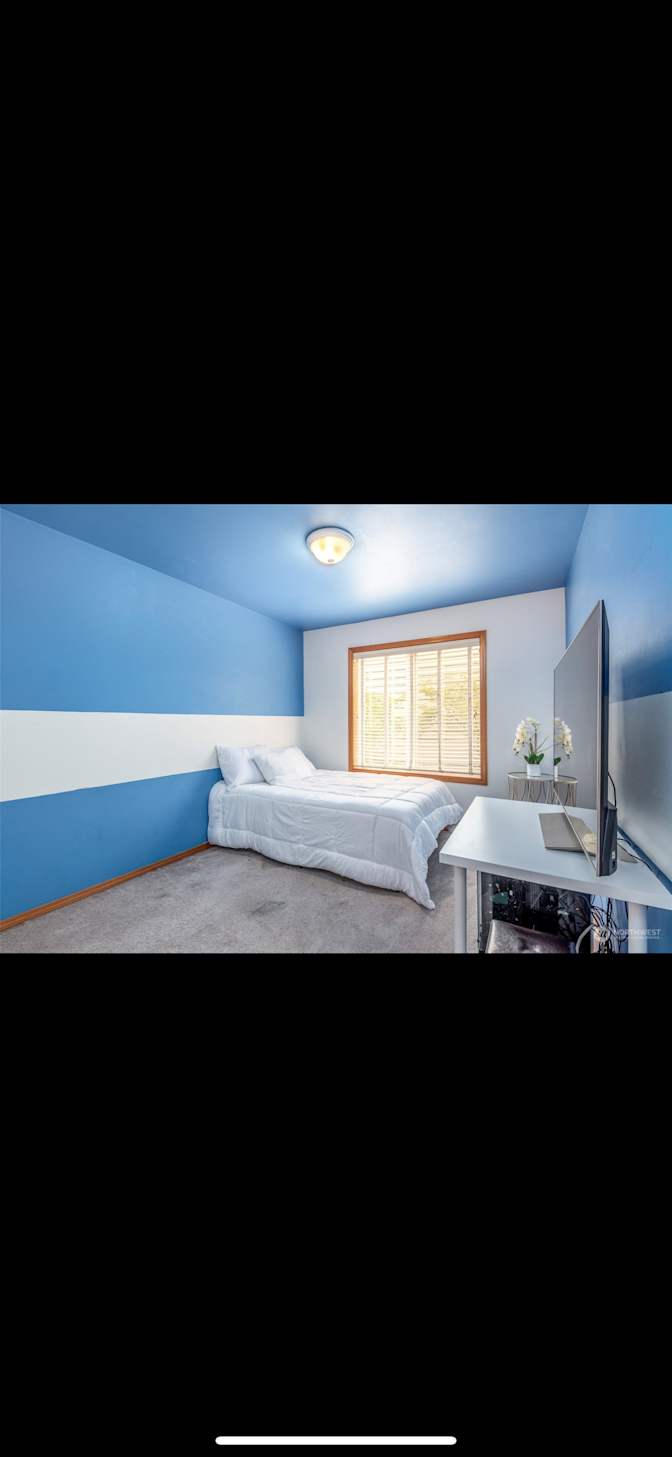 Siri Chandana's room