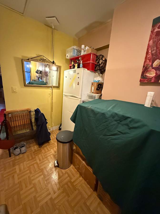 Angly's room