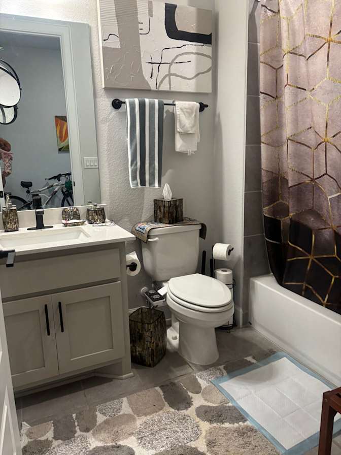Cynthia Lou Harris's room